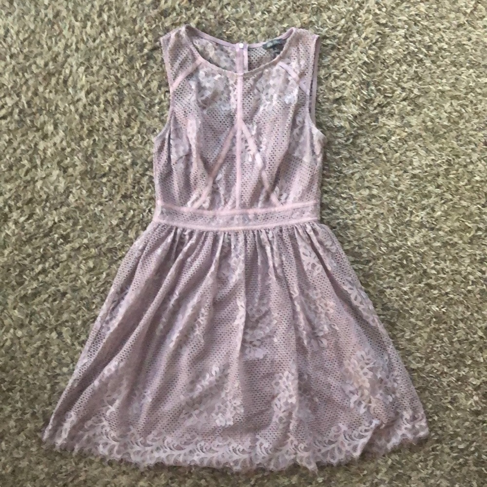 Lilac Lace Dresa